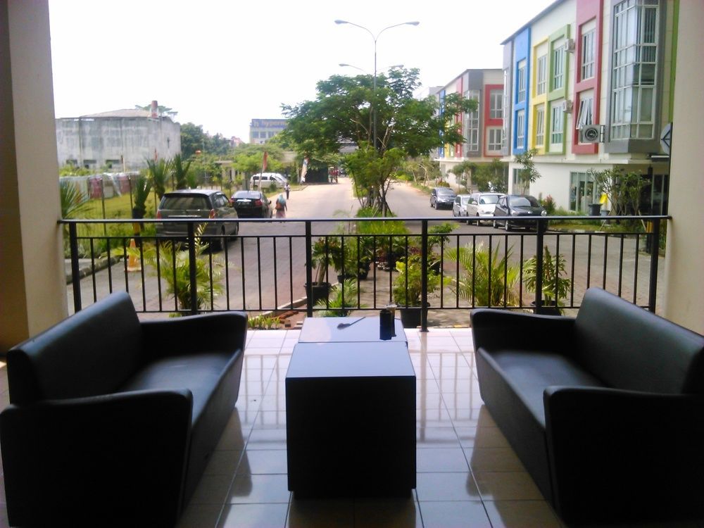 Ananda Apartments @ Suites Metro Cicadas Bagian luar foto